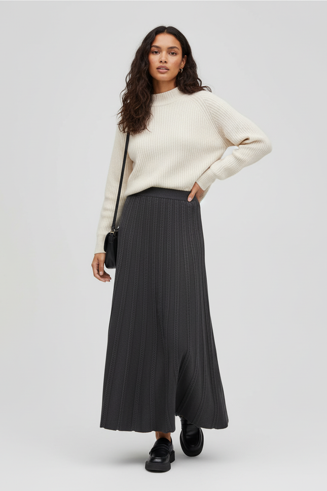 Jupe Plissée gris anthracite maille côtelée élégante