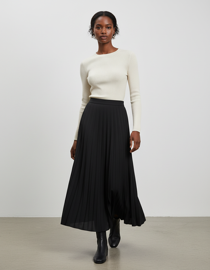 jupe plissée noire satin