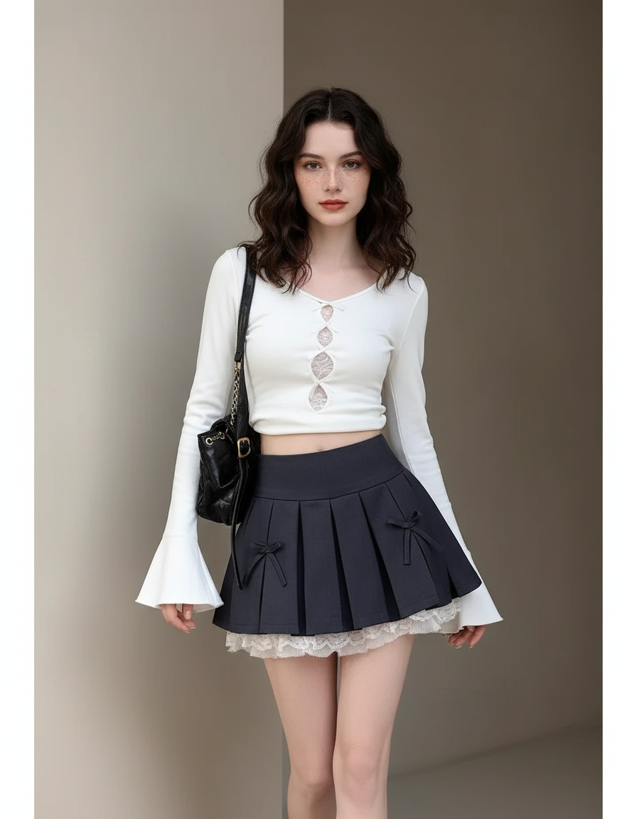 Jupe Plissée bleu marine dentelle preppy