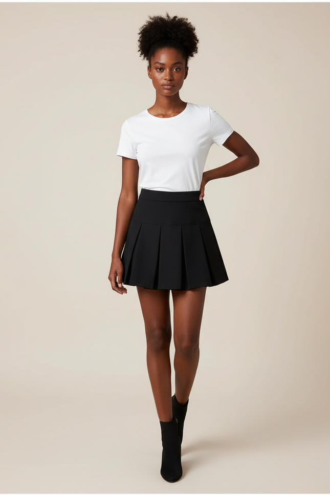 Jupe Plissée noire mini chic sportive