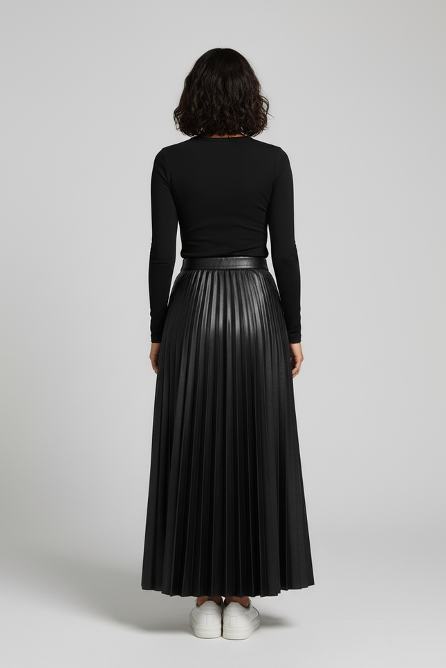 Jupe Plissée longue noire similicuir chic