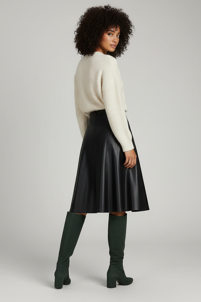 Jupe Plissée Simili Cuir Noire Chic