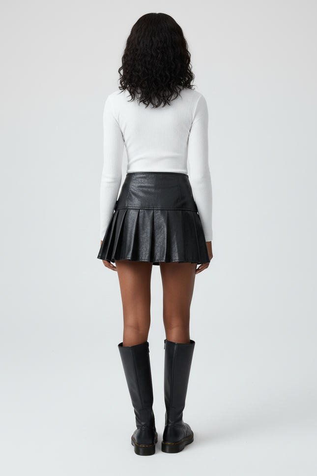 Jupe Plissée Noire Simili Cuir Chic