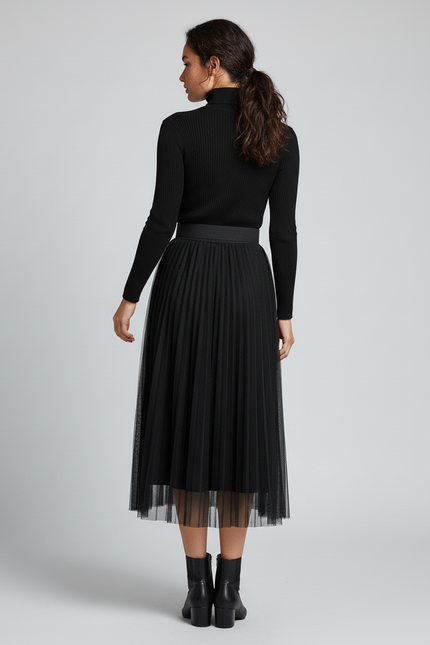 jupe plissée noire transparente