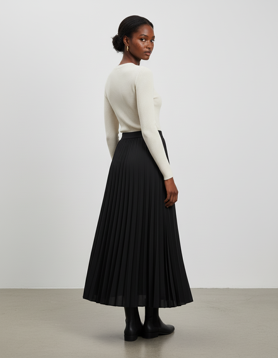 jupe plissée noire satin