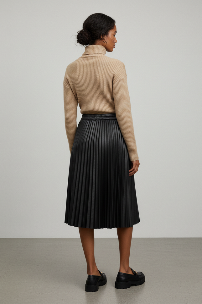 Jupe Plissée noire cuir PU chic